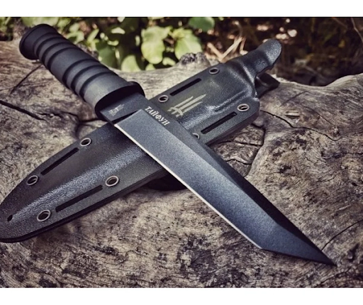 Бойові, армійські та тактичні ножі: основні відмінності та переваги моделей 1