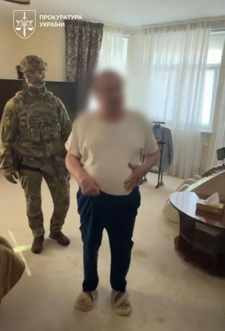 Декларація Поплавського: 1,76 мільйона доларів та 1,51 мільйона євро, а також 50 брендів. 2