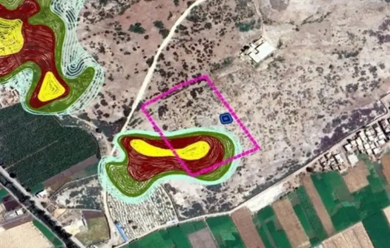 Дослідники виявили під містом Телль-ель-Фараїн в Єгипті таємничу конструкцію. Що це може бути - дивіться на фото. 1