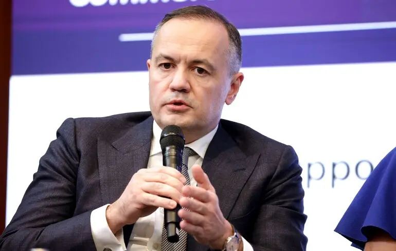 ДТЕК прагне прискорити процес міжнародних закупівель, аби встигнути підготувати енергетичний сектор до зимового періоду, зазначив Тімченко. 1