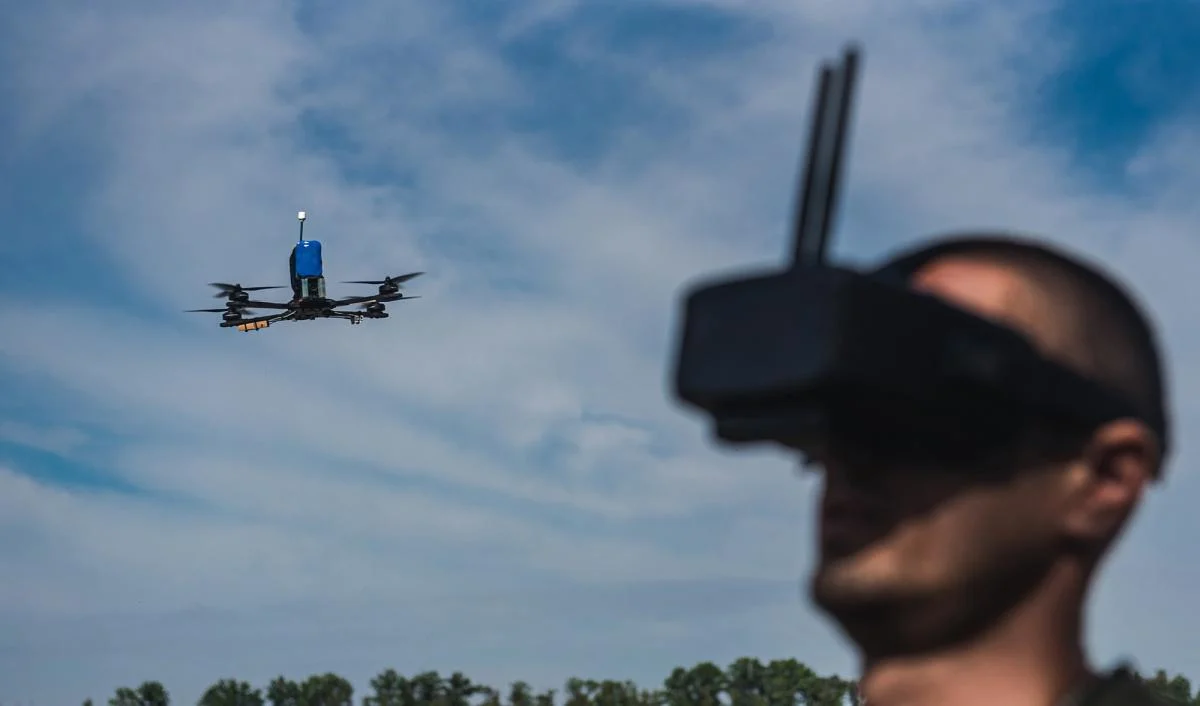 Дует Британії та України виграв у США конкурс на створення бойових дронів, - Axios