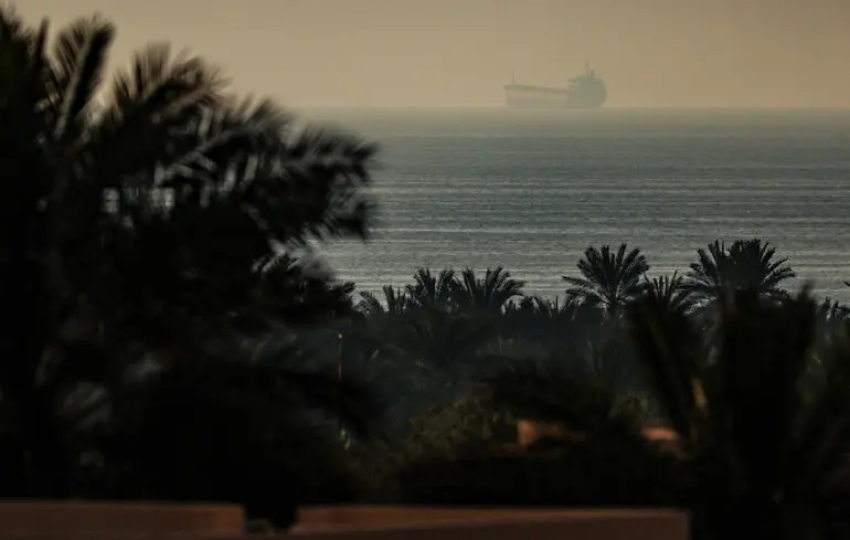 Іран знову закрив Ормузьку протоку. Які причини цього рішення? 1