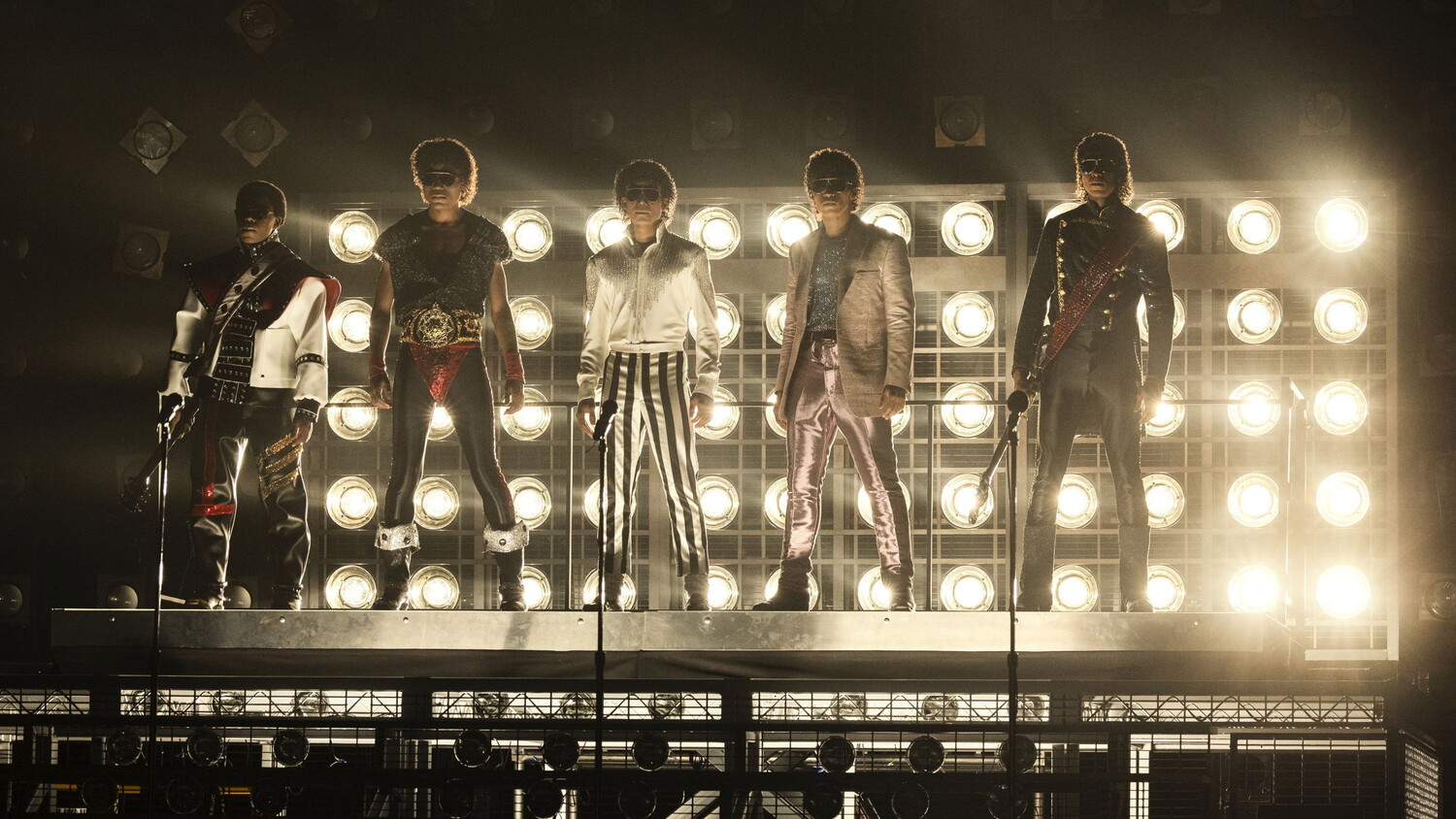 Король помер, хай живе бренд: як спадкоємці Майкла Джексона заплатили мільйони за зручну біографію поп-ідола 9