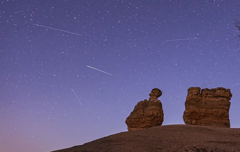 Ліриди 2026 - коли і яким чином спостерігати метеорний дощ у квітні. Ліриди 2026 - коли і яким чином спостерігати метеорний дощ у квітні. 1