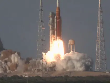 Місія Artemis II - здійснено знаковий запуск космічного корабля Orion до Місяця - світлини. 3