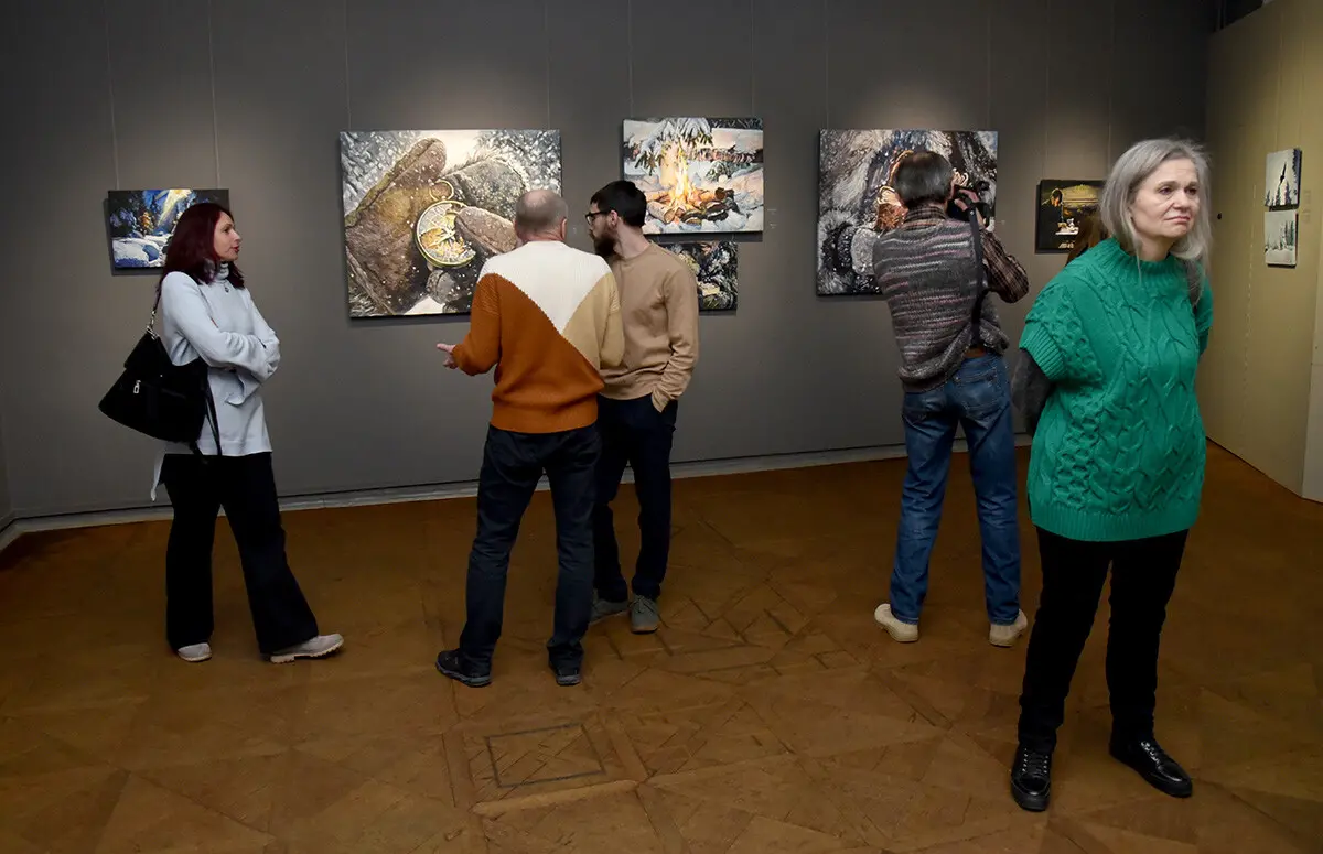 Мистецька рефлексія на темряву і холод: Анатолій Варваров презентував проєкт про зиму в умовах війни 8