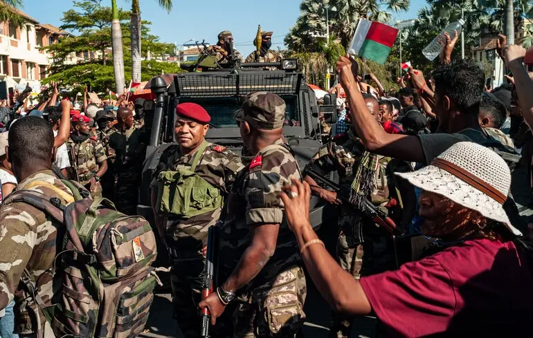 На Мадагаскарі відбувся переворот – Росія надала державі нову партію військової допомоги. 1