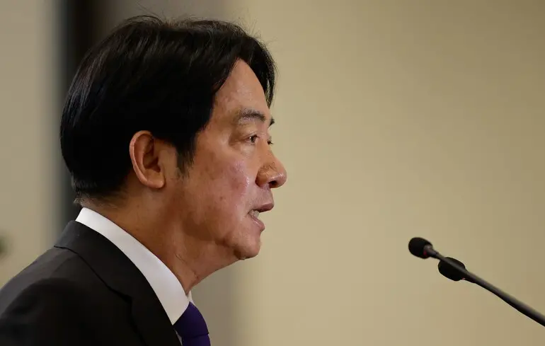 Президент Тайваню несподівано скасував свою заплановану закордонну поїздку на фоні напруженості у відносинах з Китаєм. 1