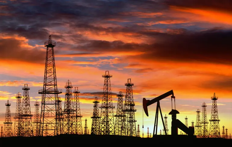 Ринок нафти відгукується на переговори – ціни на марки Brent та WTI знижуються. 1