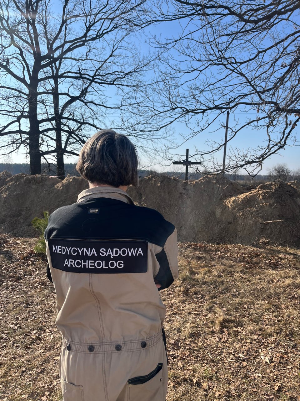 Розкопки в селі Угли: Кароліна Романовська про пошуки масових поховань. 8