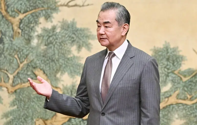 Саміт між Трампом і Сі Цзіньпіном - Міністр закордонних справ Китаю здійснить візит до Північної Кореї. 1