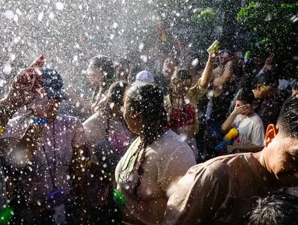 Сонгкран у Таїланді - більше 500 тисяч іноземців прибули до країни на святкування Нового року. 4