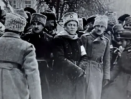 У Києві презентували історичну колекцію з понад 1500 артефактів - фоторепортаж 16