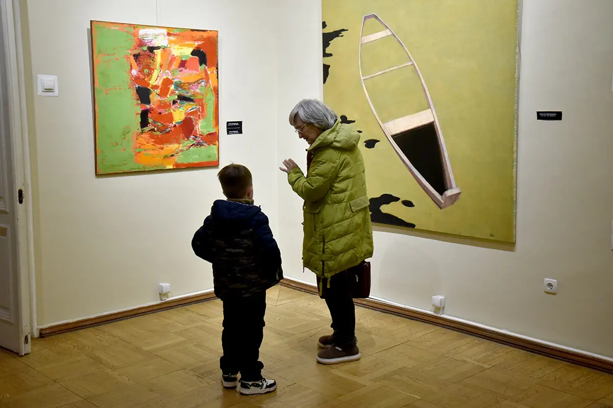 У Музеї Шевченка в Уиєві відкрилася виставка підсумків 30-річної роботи художників Бевзи, Лебединця та Литвиненка 13