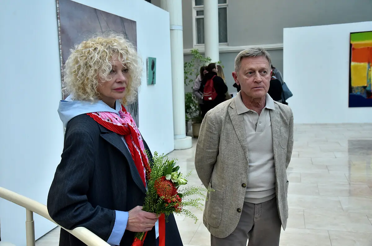 У Музеї Шевченка в Уиєві відкрилася виставка підсумків 30-річної роботи художників Бевзи, Лебединця та Литвиненка 3