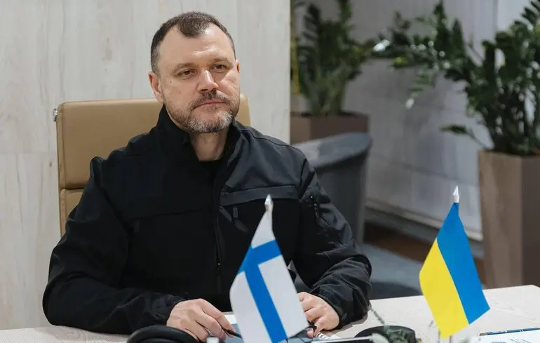 У Верховній Раді зареєстровано проект постанови про звільнення міністра внутрішніх справ Ігоря Клименка. 1