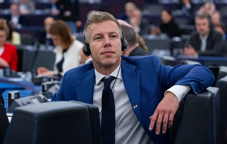Вибори в Угорщині 2026 року - реакція керівників Європейського Союзу та Брюсселя на успіх угорського кандидата. 1
