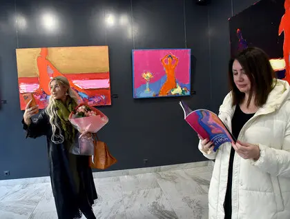 Виставка Анатолія Криволапа - основний акцент це ранні роботи 1990-х років 5