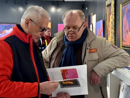 Виставка Анатолія Криволапа - основний акцент це ранні роботи 1990-х років 1