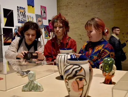 Виставка Ілюстротека - у Мистецькому арсеналі показали тяглість української графіки - фото 12