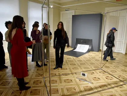 Виставка Ярослави Мельниченко - у музеї Шевченка відкрили проєкт «Тимчасово (пусті)» про культурну евакуацію - фото 6