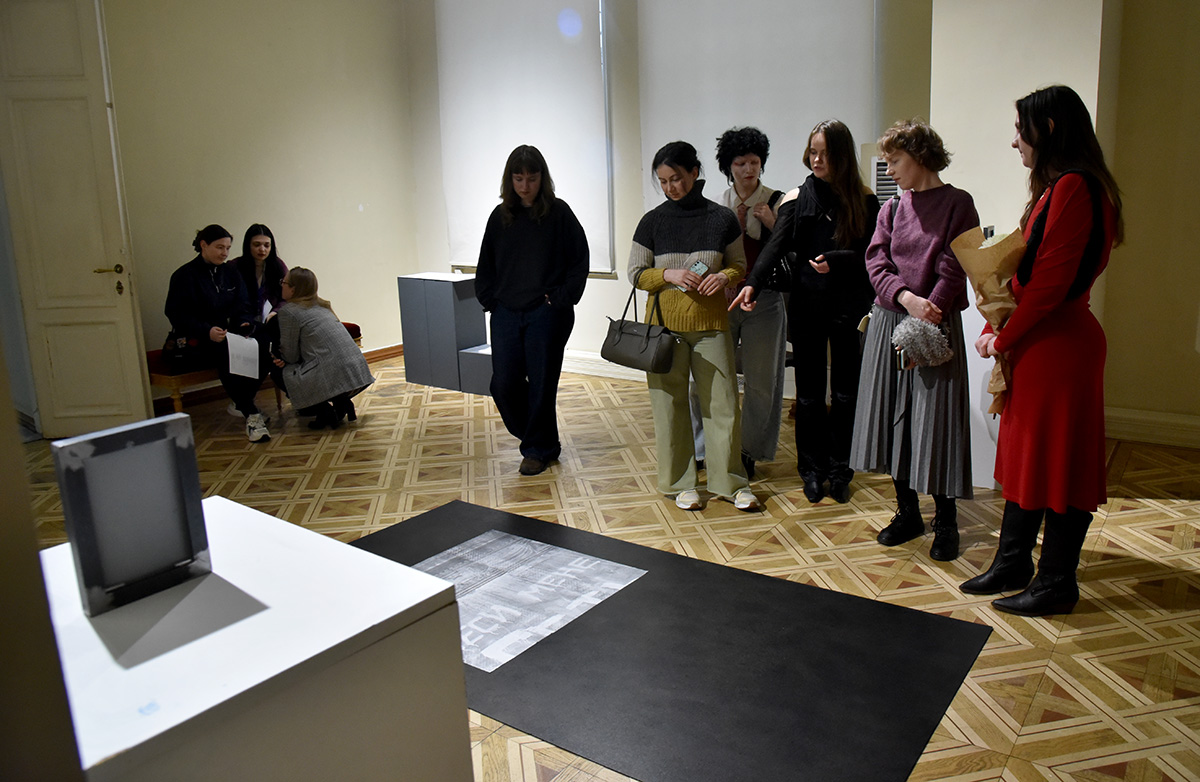 Виставка Ярослави Мельниченко - у музеї Шевченка відкрили проєкт «Тимчасово (пусті)» про культурну евакуацію - фото 19