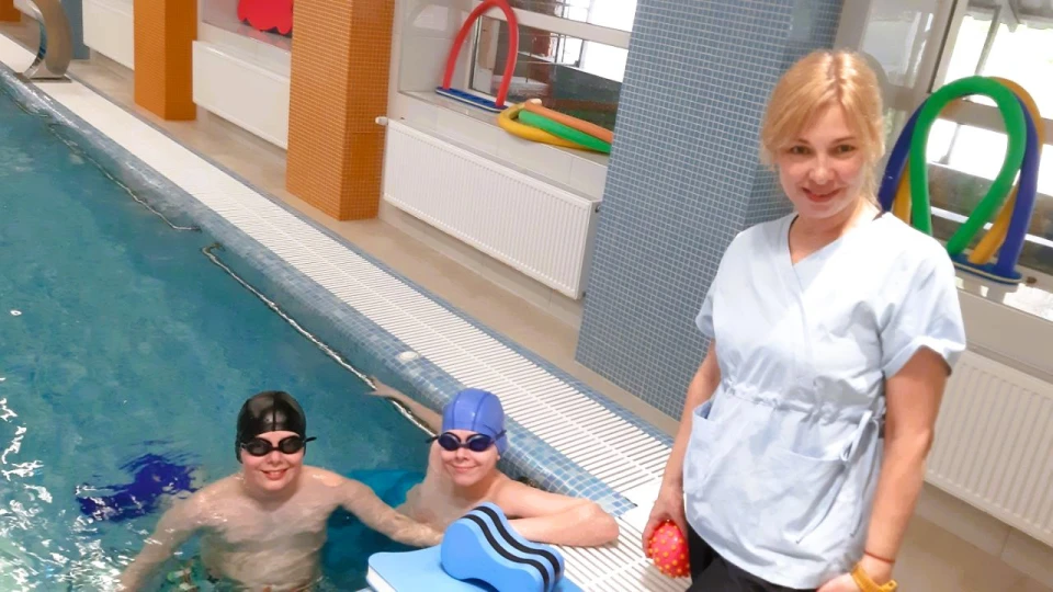 Вода, що відновлює можливості руху: "Аптека 9-1-1" сприяла розвитку водної реабілітації для дітей у "Охматдиті". 3