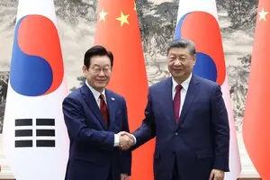 Взаємини між Україною та Південною Кореєю - Сеул намагається зберегти баланс між Києвом і Москвою в умовах загроз з боку КНДР. 3