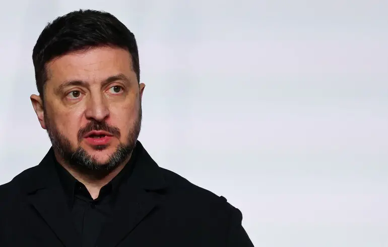 Зеленський висловив думку щодо довіри США до Путіна, зазначивши, що це є критикою Білого дому за нехтування фактами. 1