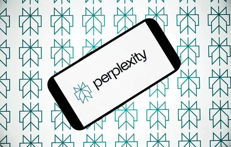 CNN звернулася до суду проти Perplexity, вимагаючи відшкодування збитків та заборони на діяльність штучного інтелекту цього сервісу. 1