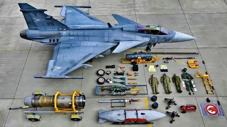 Експерт вказав на переваги JAS 39 Gripen у порівнянні з F-16. 1