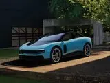 Ferrari презентувала свій перший електричний автомобіль Luce, розроблений колишнім головним дизайнером Apple Джоні Айвом. 13