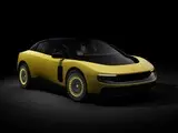 Ferrari презентувала свій перший електричний автомобіль Luce, розроблений колишнім головним дизайнером Apple Джоні Айвом. 11