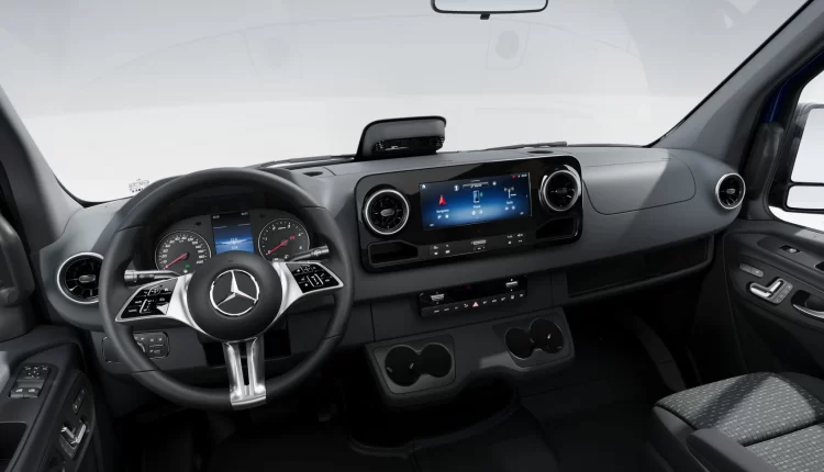 Фургони та мікроавтобуси Mercedes-Benz: рішення для бізнесу та перевезень 5