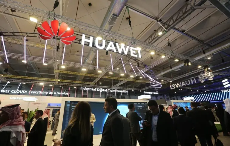 Huawei оголосила про досягнення в галузі виробництва чипів. Китайська компанія має намір до 2031 року скласти конкуренцію Intel, TSMC та Samsung. 1