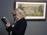 Картини з Херсона, які дивом не вкрали окупанти, виставили у Києві 22