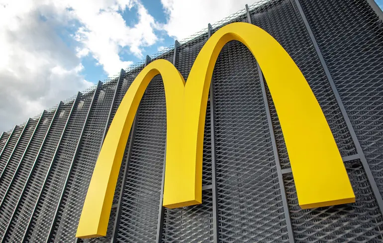McDonald's інформує про труднощі, що виникають внаслідок геополітичної кризи. 1