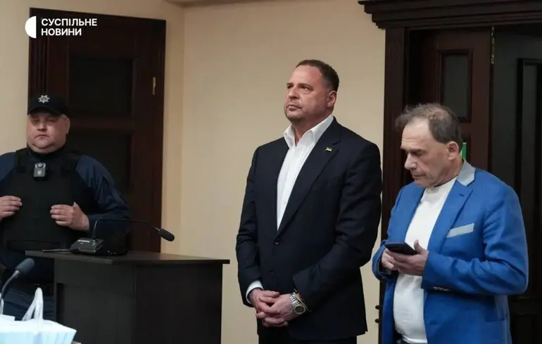 Обрання запобіжного заходу для Єрмака - колишній керівник Офісу президента продовжує мати вплив на державні структури. 1