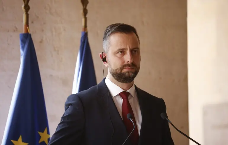 Польща готова прийняти американські війська, які перебувають у Німеччині, - повідомив міністр оборони країни. 1