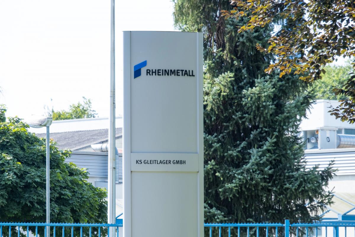 Rheinmetall готовий виробляти для України до 100 тисяч далекобійних снарядів на рік