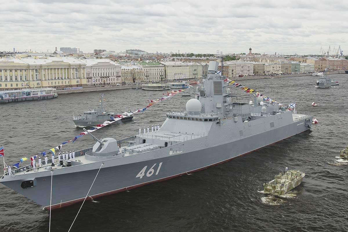 Росія почала будувати один зі своїх найбільших багатоцільових кораблів