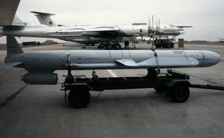 Росія вдосконалює ракети Х-101 для обхідних маневрів української системи протиповітряної оборони. 1