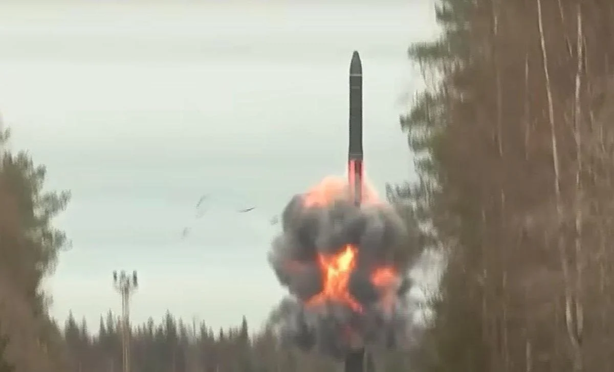 Скільки ракет "Орешник" має Росія: у Defense Express оцінили темпи їх виробництва