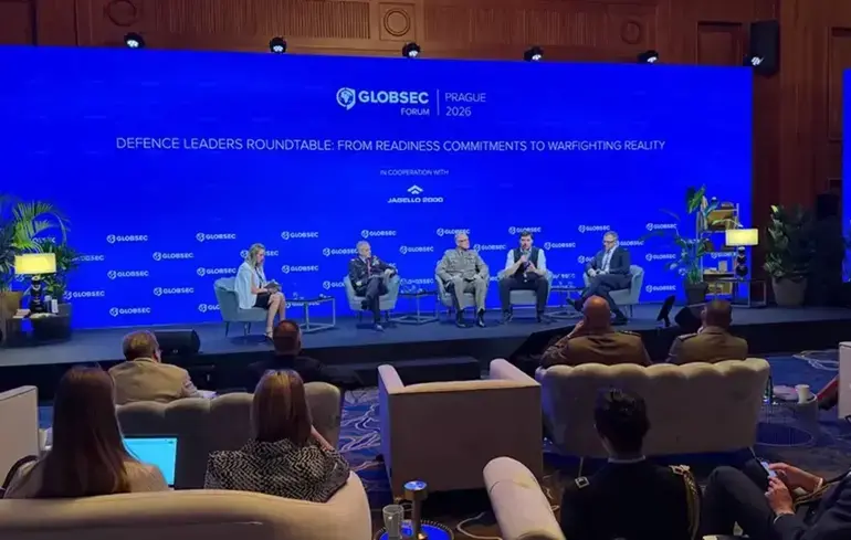 Сталевий фронт у Празі продемонстрував досвід швидкої адаптації виробництва до вимог військових. 1