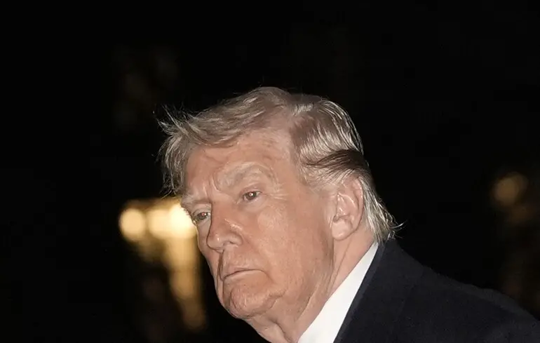 Трамп вимагає терміново передати або знищити ядерну програму Ірану. 1