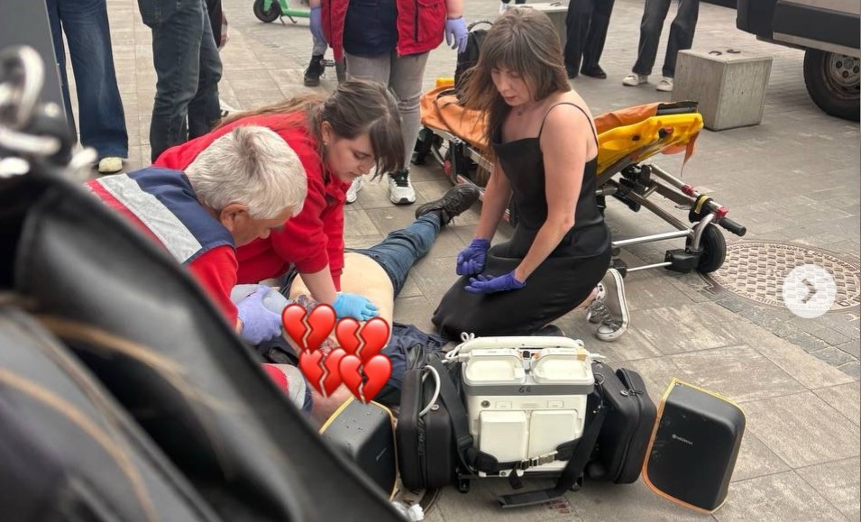 У Києві протягом 20 хвилин не вдалося отримати дефібрилятор для порятунку чоловіка: він помер. 1