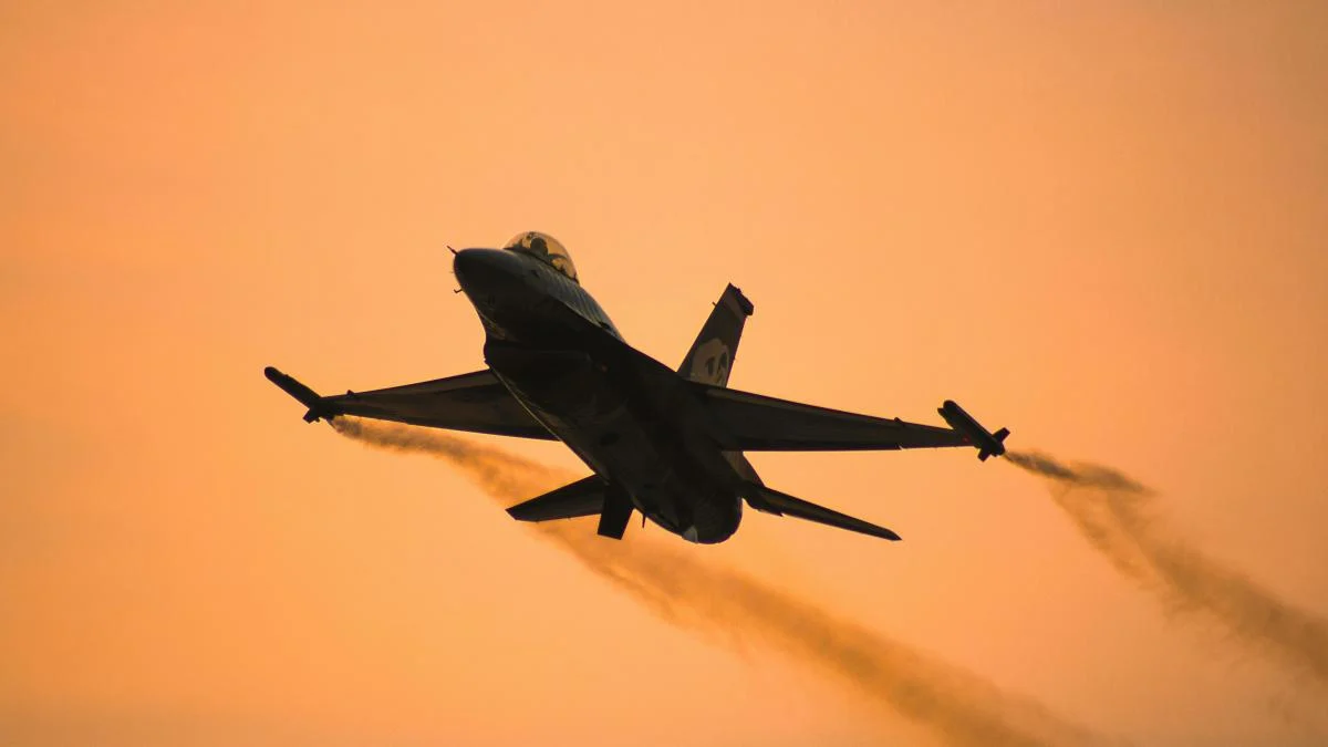 Україна може отримати від Бельгії понад 50 винищувачів F-16: звідки взялася така цифра