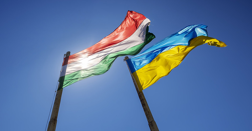 Україна буде вимагати від Угорщини відшкодування у зв'язку з ситуацією, що склалася навколо Ощадбанку. 1