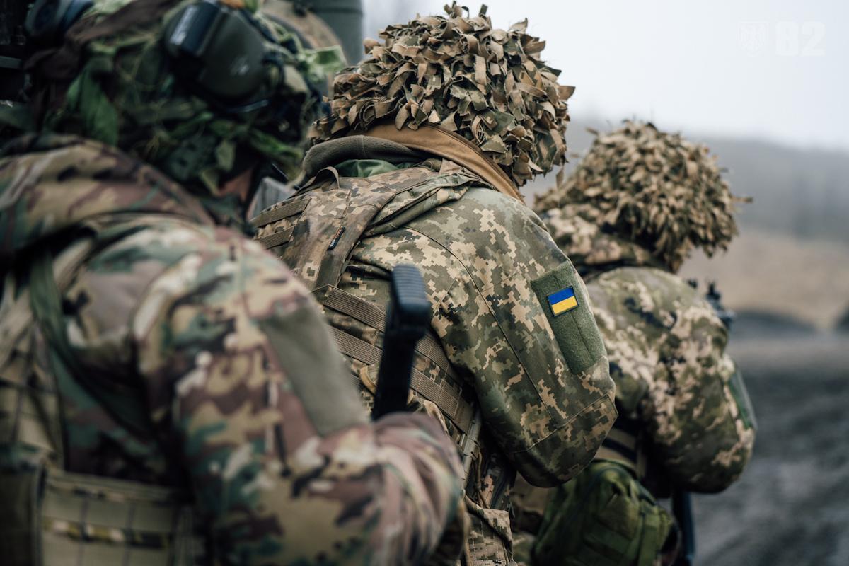 Військові США відчувають заздрість до українських колег: в виданні Defense Express зазначають, що причина полягає не лише в безпілотниках. 1 Військові США заздрять українським: в Defense Express кажуть, що справа не лише в дронах