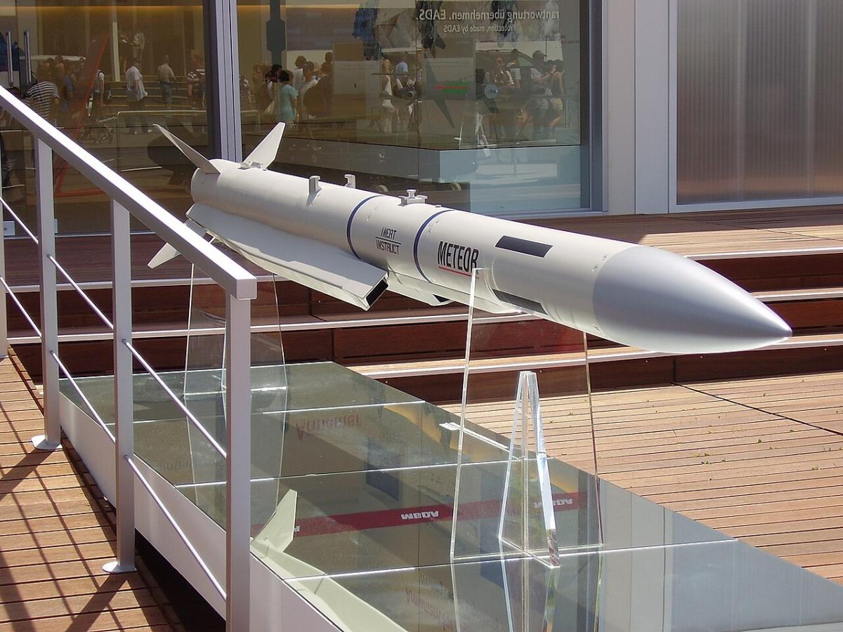 Винищувачі Gripen прибудуть в Україну разом із ракетами Meteor: які їхні переваги. 1 Винищувачі Gripen прибудуть в Україну разом з ракетами Meteor: які їх переваги